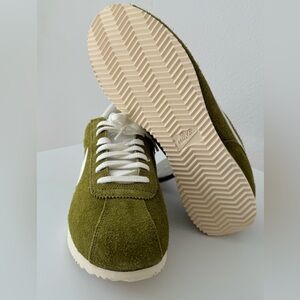 Nike Men's Olive Green Suede Sneakers